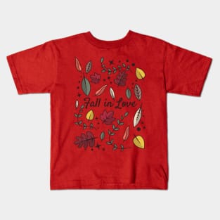Autumn leaves pattern - Fall in Love Kids T-Shirt
